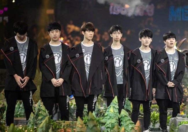 曾在以往比 曾在以往比